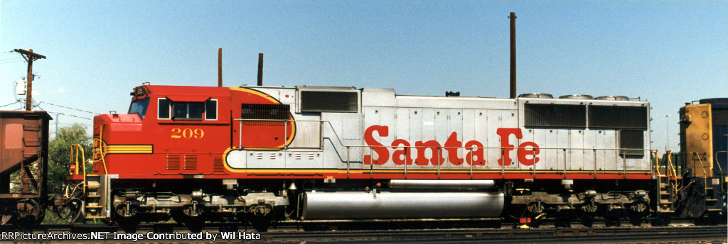 Santa Fe SD75M 209